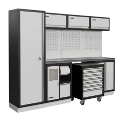 ARREDAMENTO MODULARE PER OFFICINA