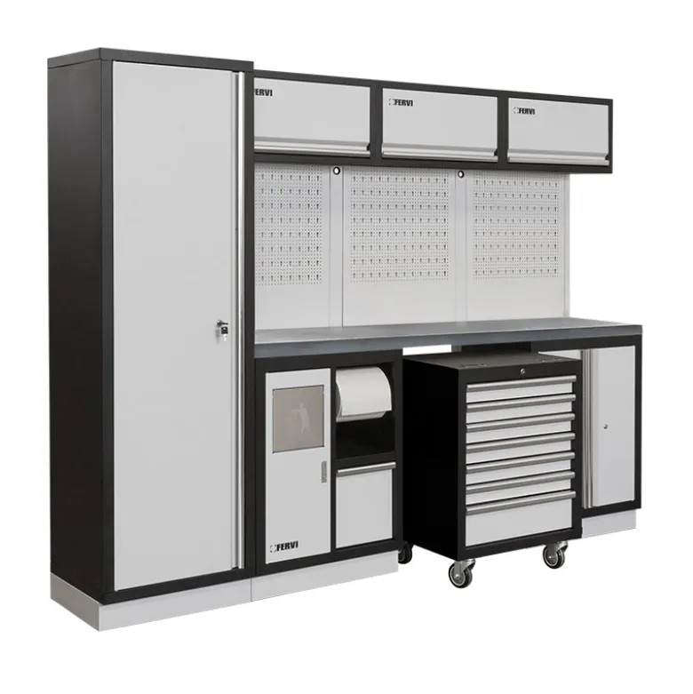 ARREDAMENTO MODULARE PER OFFICINA