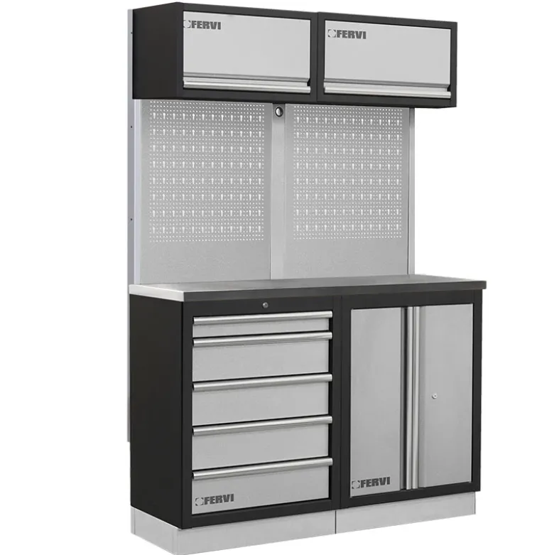 ARREDAMENTO MODULARE PER OFFICINA