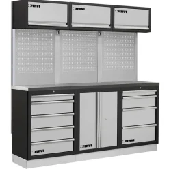 ARREDAMENTO MODULARE PER OFFICINA