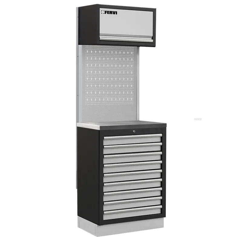 ARREDAMENTO MODULARE PER OFFICINA