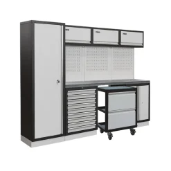 ARREDAMENTO MODULARE PER OFFICINA