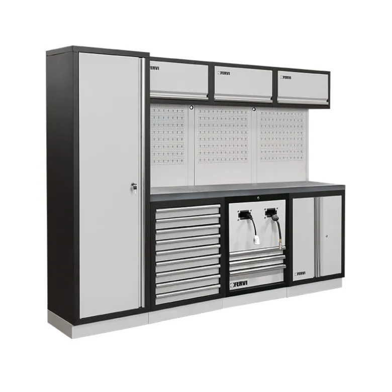 ARREDAMENTO MODULARE PER OFFICINA
